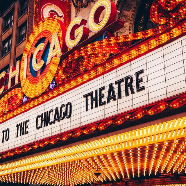 The Chicago Theatre Tour Experience
